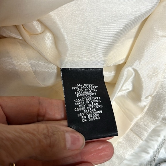 NWT Nipon Boutique Long Sleeve Embroidered Jacket with Skirt Size 20 MSRP $280 - Picture 8 of 14